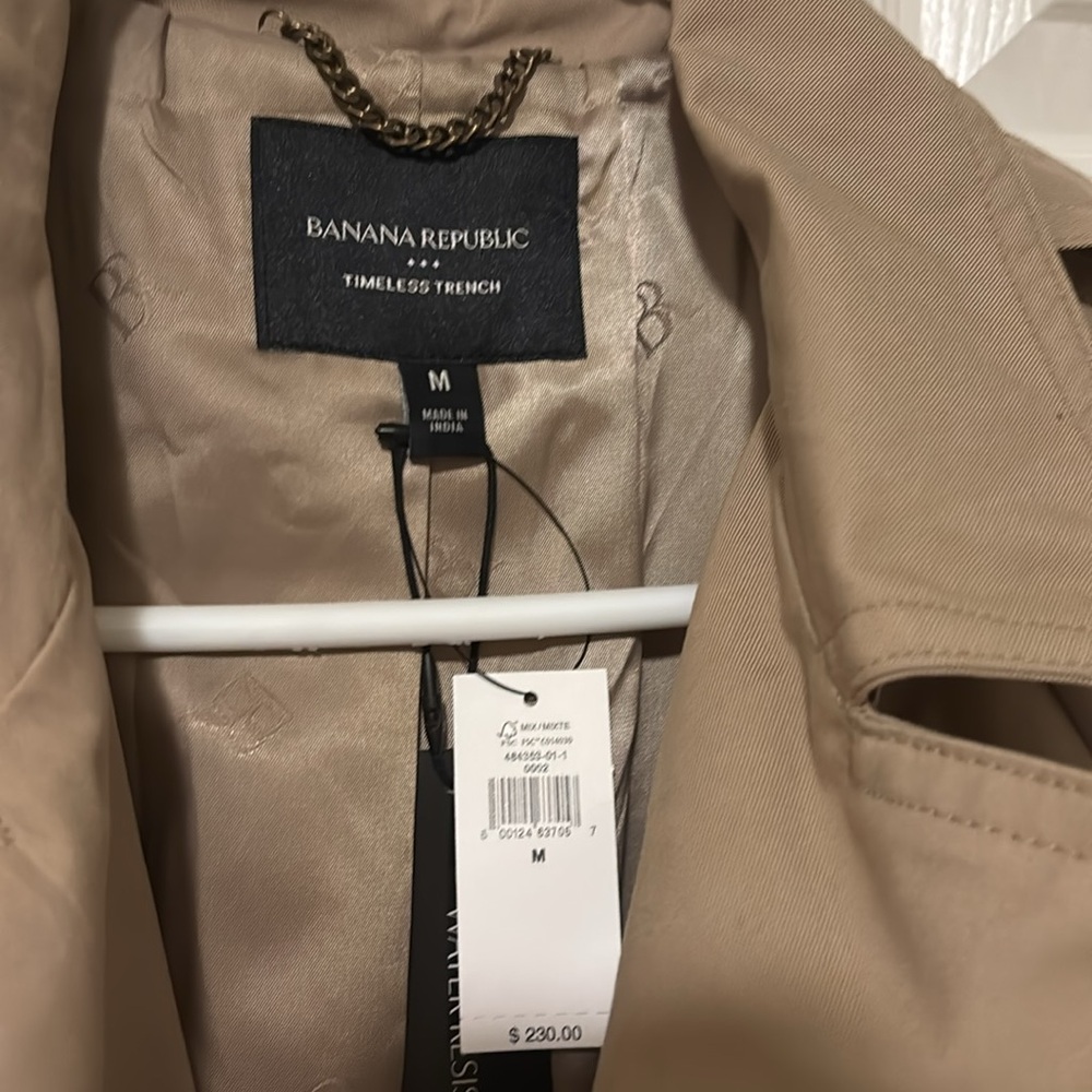 Classic Tan Trench Coat - Picture 6 of 6